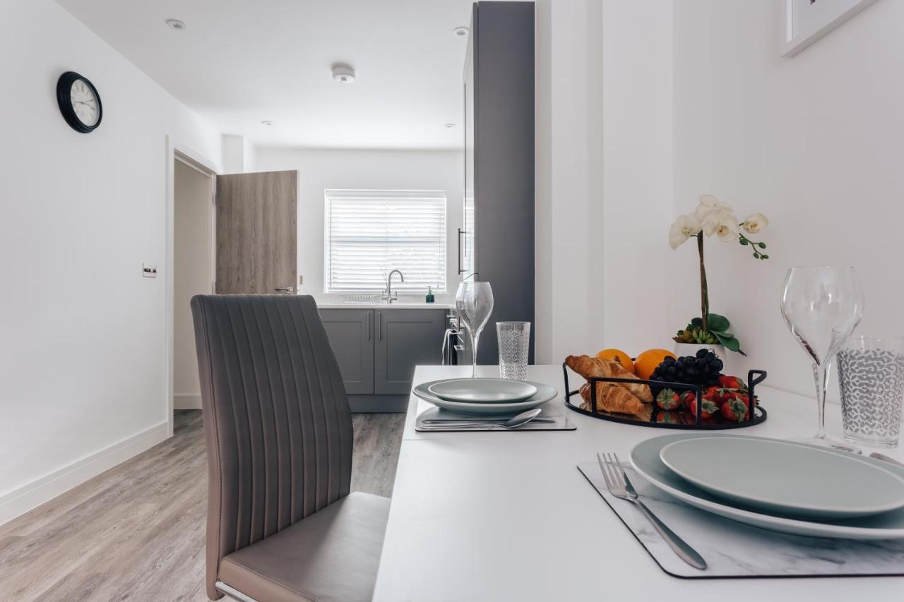 Central 2 Double Bedroom Flat With Parking Борнмут Экстерьер фото