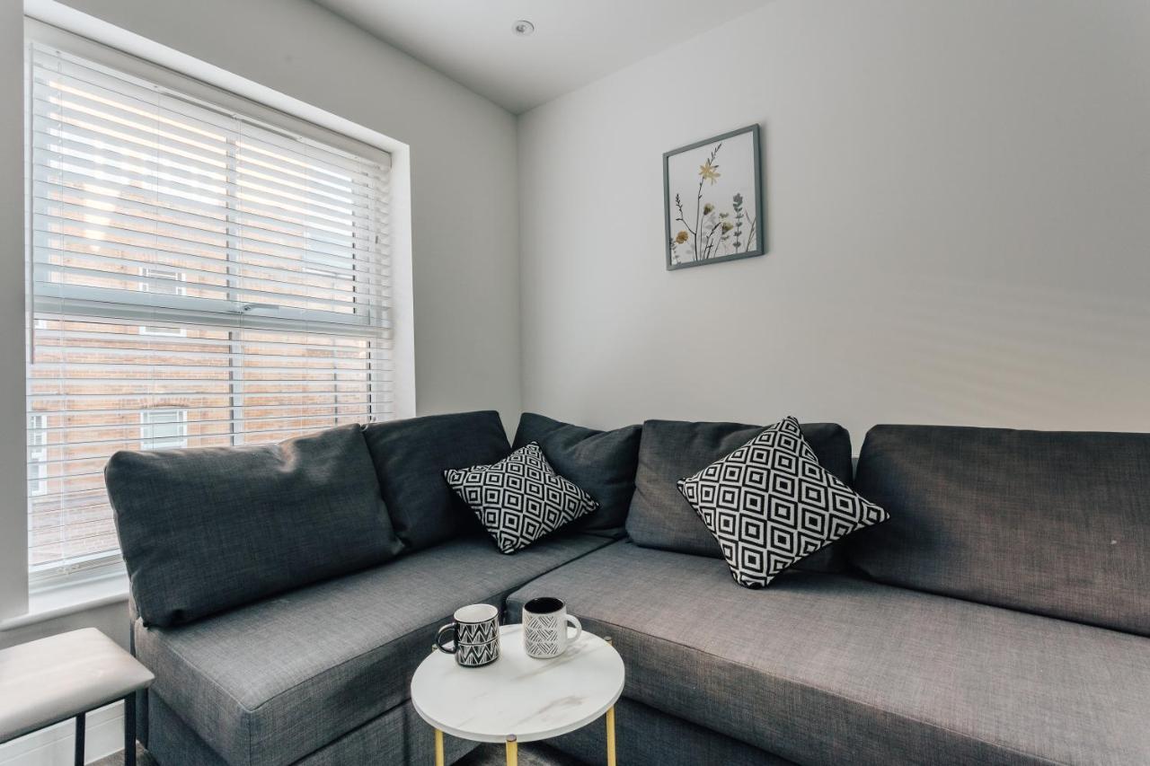 Central 2 Double Bedroom Flat With Parking Борнмут Экстерьер фото
